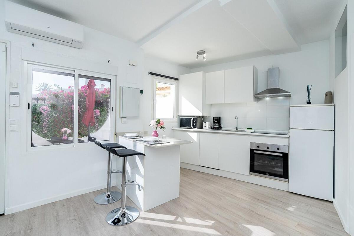 Cabopino Port Modern 2 Bedroom * Marbella